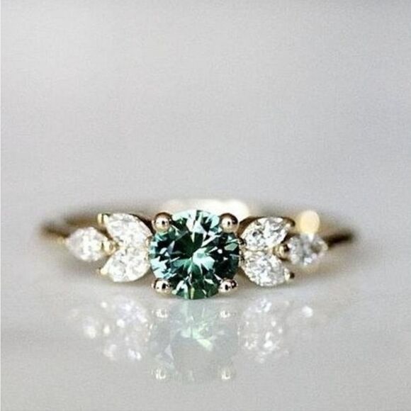 WOMEN'S ring  - Picture 2 of 3